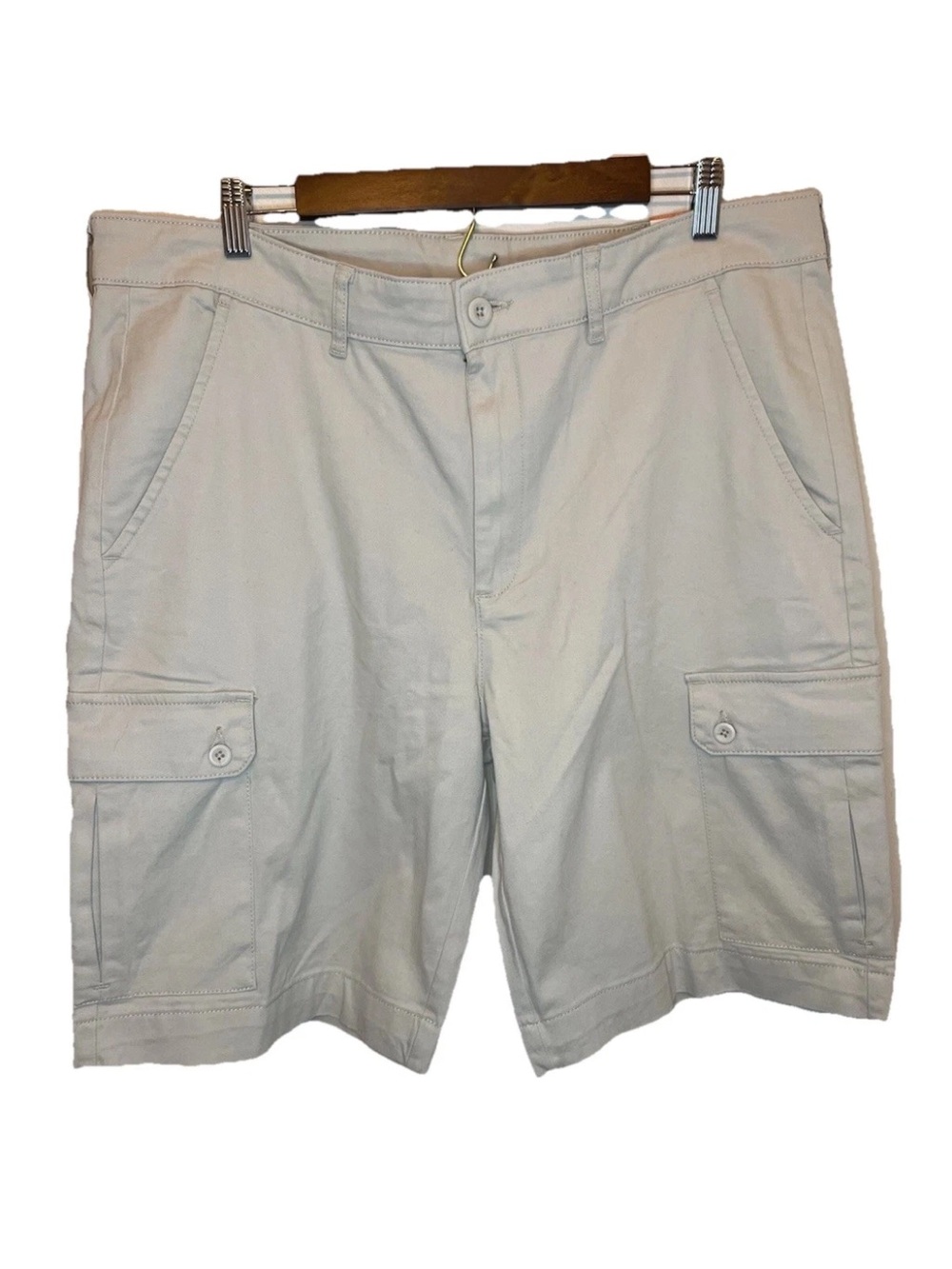 St John's Bay Men's Classic Cargo Shorts Tan 100% Cotton Size 36 Inseam 10" NWT